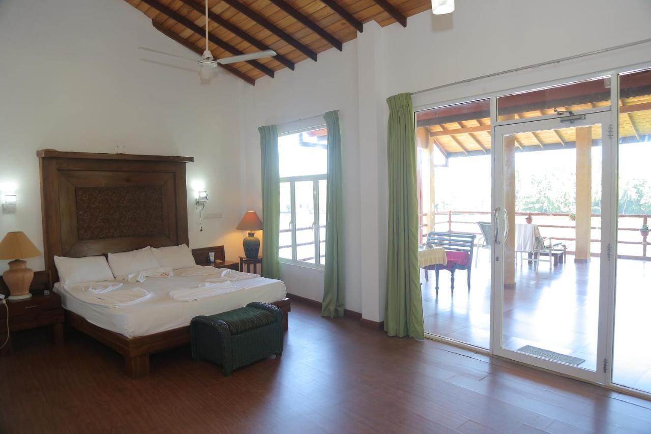 Laluna Ayurveda Resort Bentota Esterno foto