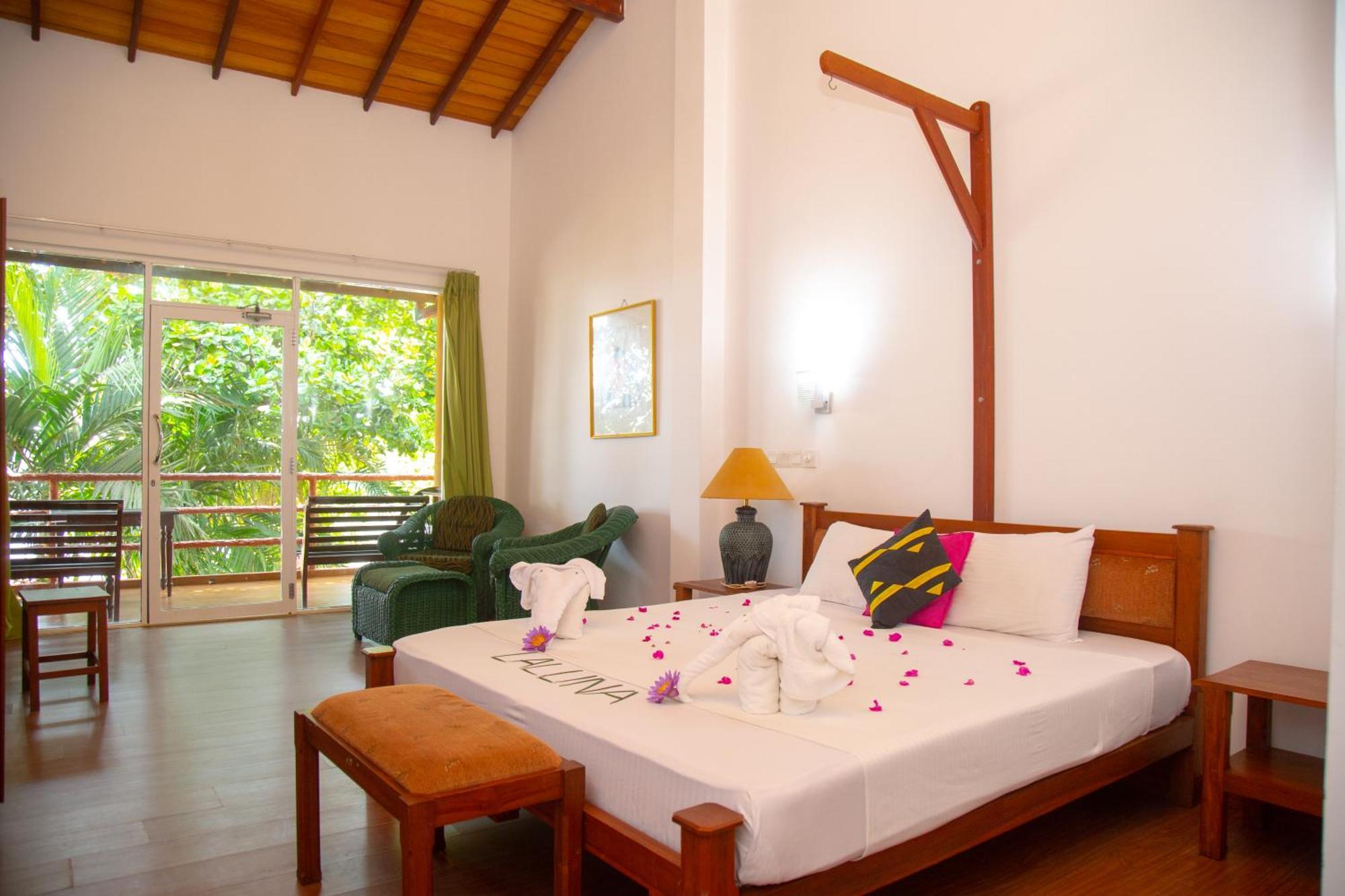 Laluna Ayurveda Resort Bentota Esterno foto